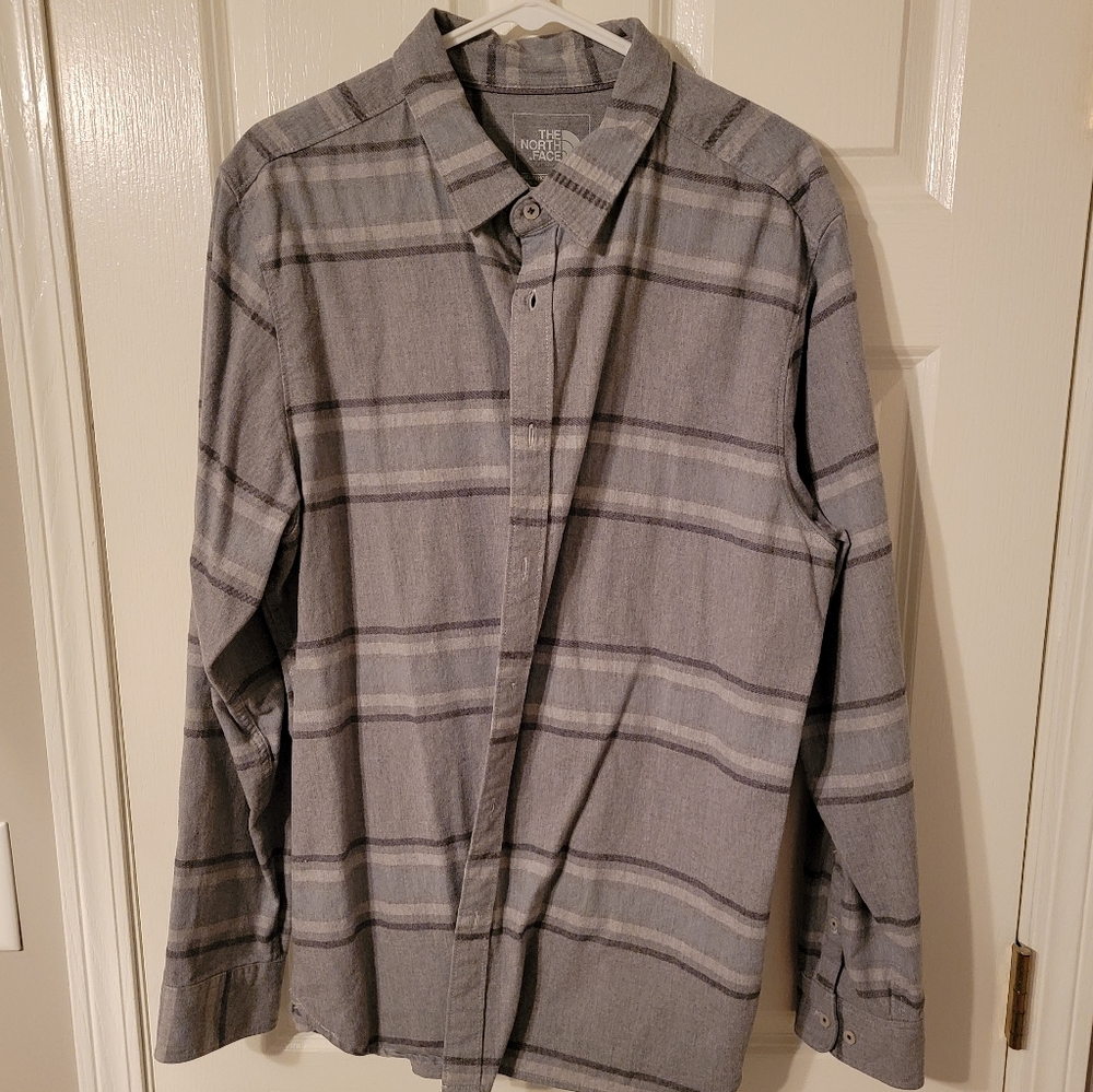 Men's North Face Button Down Shirt